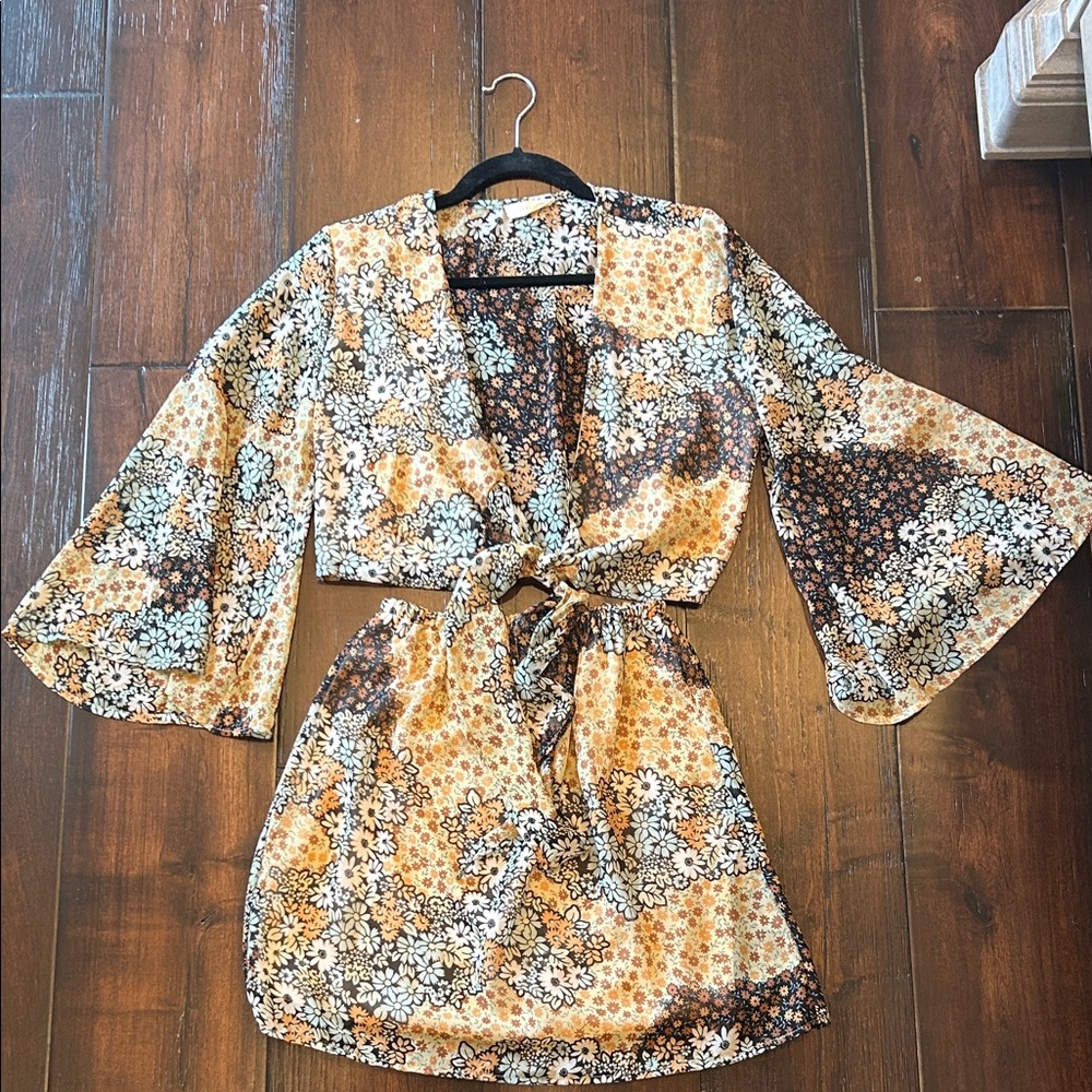 VICI- Matching Set- Floral Mini Skirt and Wrap Top